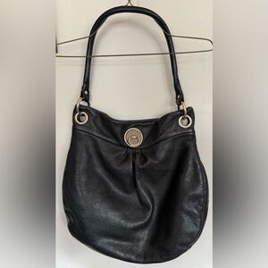 GG Boss USA Chic Black Leather Shoulder Bag